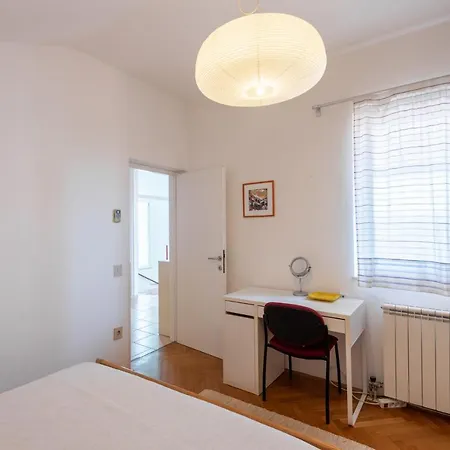 Apartment Anna 2 Pula Exterior photo